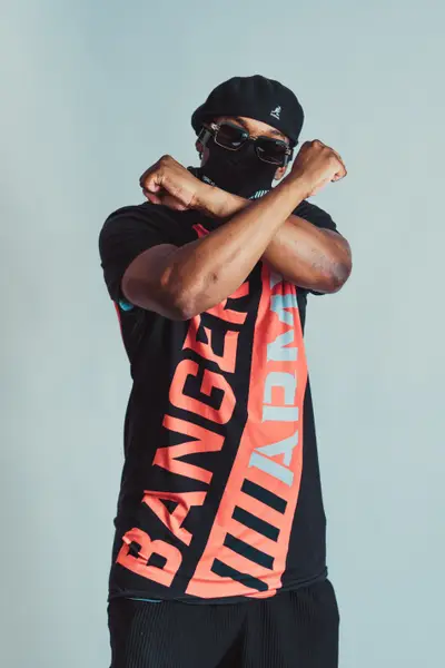 Hurrican&nbsp;X — studio portrait 2